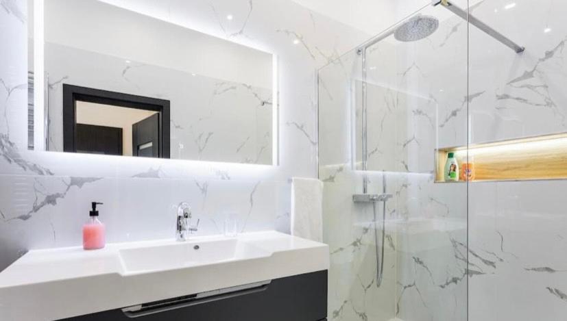 Luxury Apartment On Wenceslas Square Praga Exterior foto